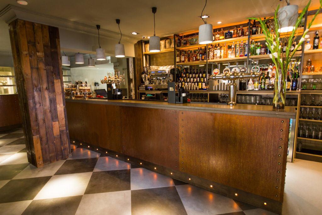 Bed and Breakfast Mill Street Pub & Kitchen Оакхам Экстерьер фото